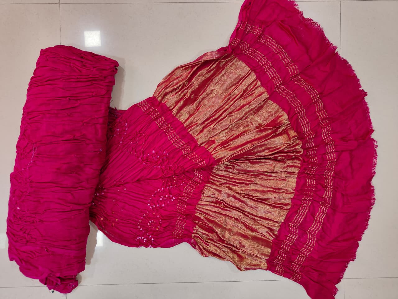 Rani Colour Gajji Lagdi Patto Saree